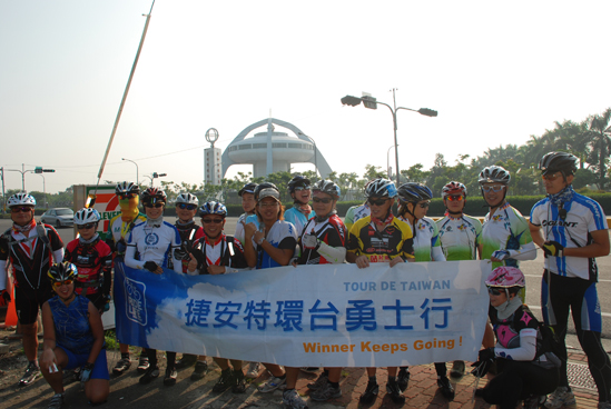 f27756ec-b4ac-4661-a281-3e934d180273