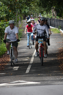 eaa7c535-e08a-4f9d-b7d2-170b761b4fb4