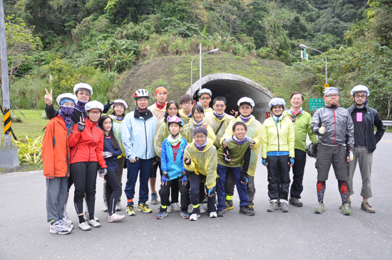 e0b8bde5-b460-4cef-a1b9-4e7d2537b137