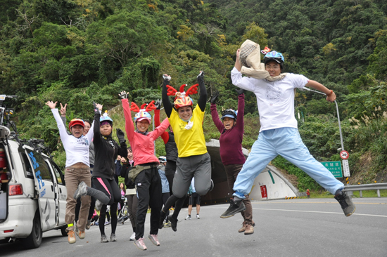 90dc84a1-1ae1-4f74-b133-6231a69081bb